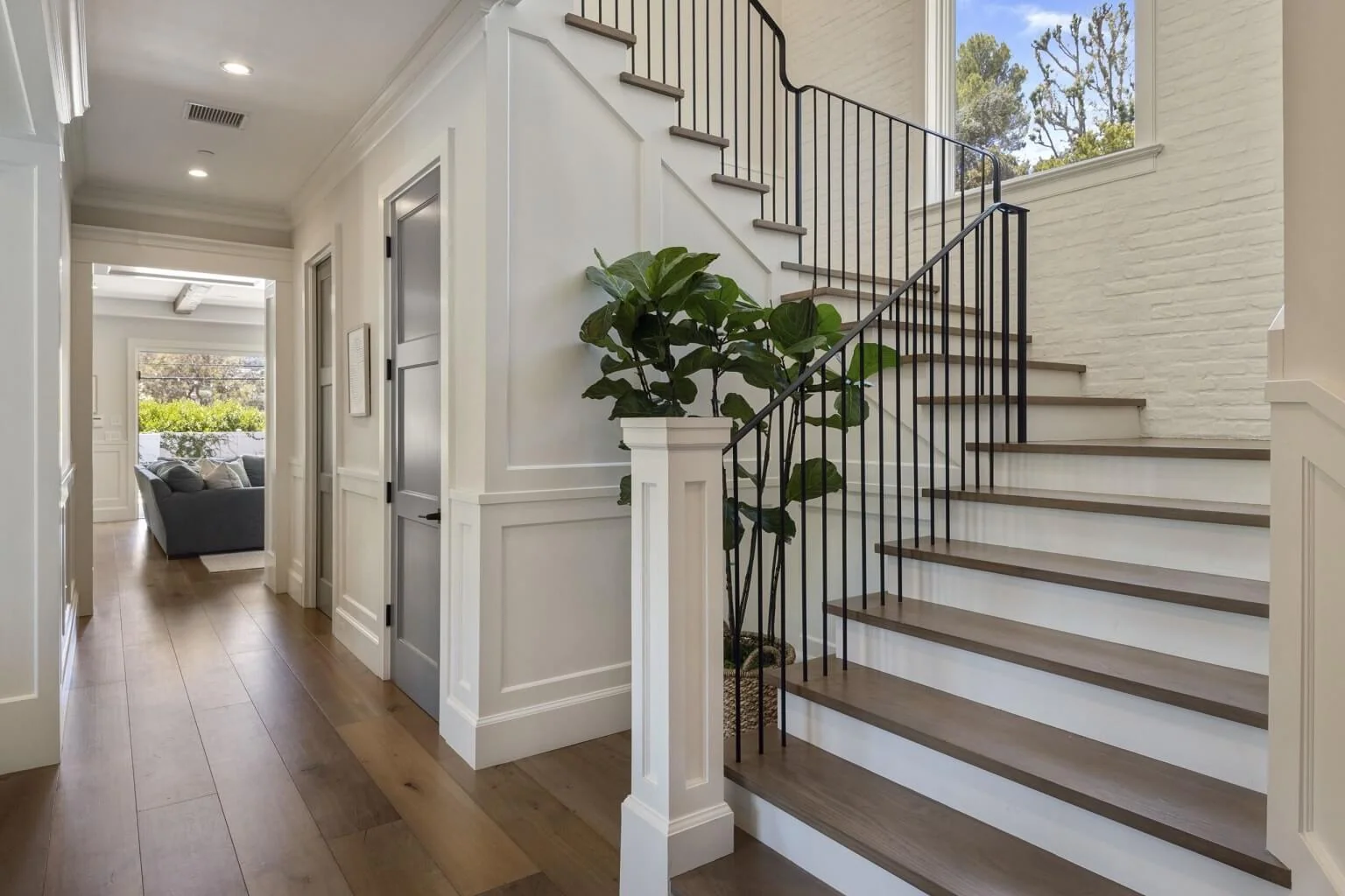 Drywall and wall finishing
