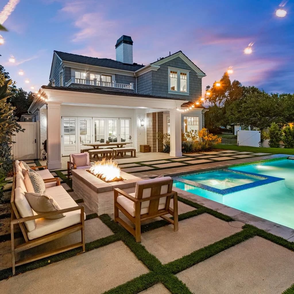 South Bay backyard with pool, spa and patio by DECOMA Industries