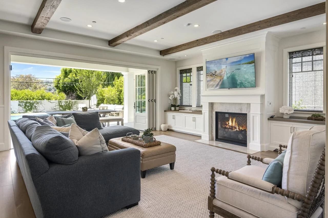 Home media and living room by DECOMA Industries